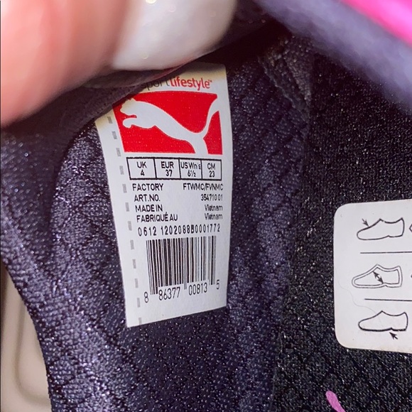 Puma shoes - Picture 5 of 5